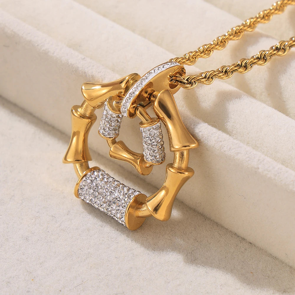 Stainless Steel Gold-Plated Bracelet Luxury Rhinestone Oval Pendant Necklace Set